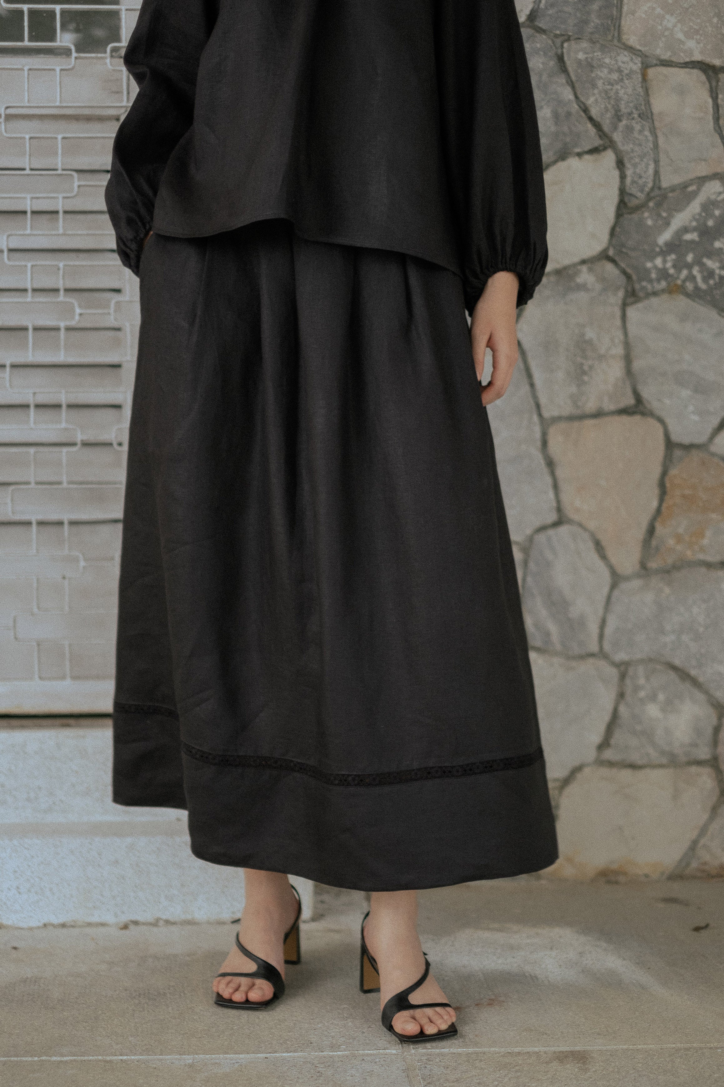 The Great Linen Skirt in Black – Whimsigirl