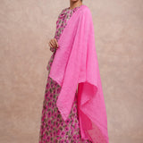 Very Important Selendang in Daisy Pink