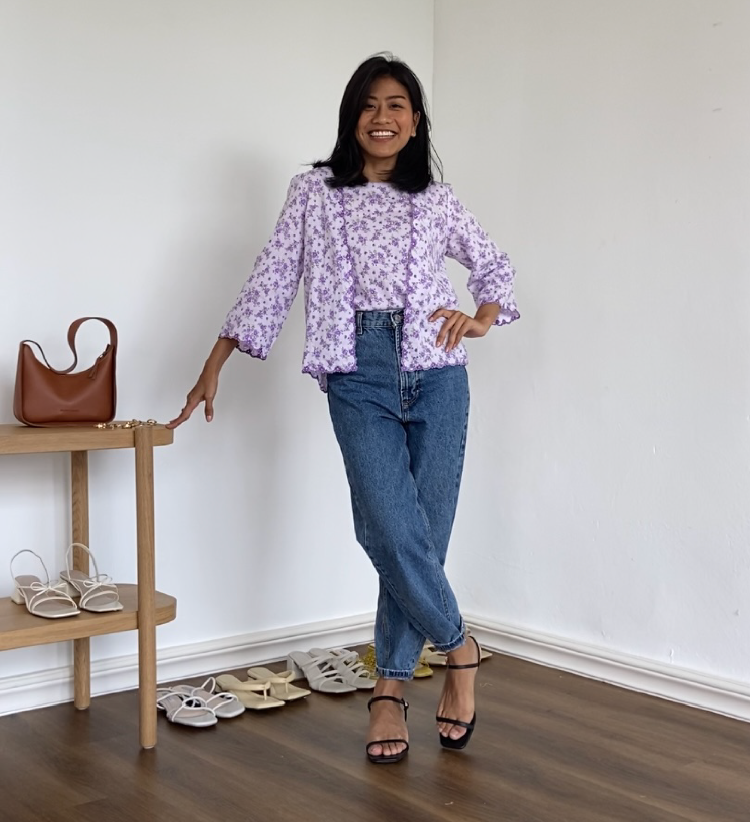 Ways to wear a 2-piece kebaya