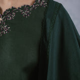 Eternal Ramie Selendang in Emerald Green