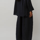 Sculptor Linen Pants in Maritime