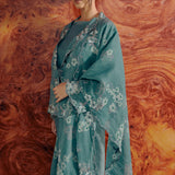 Dian Selendang in Willow