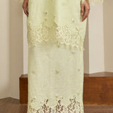 Châtelaine Linen Kurung Set in Lime
