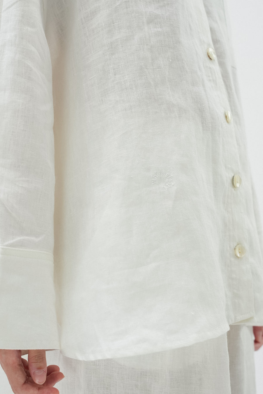 Friday Linen Shirt in White