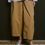 Sculptor Barrel Trousers in Camel