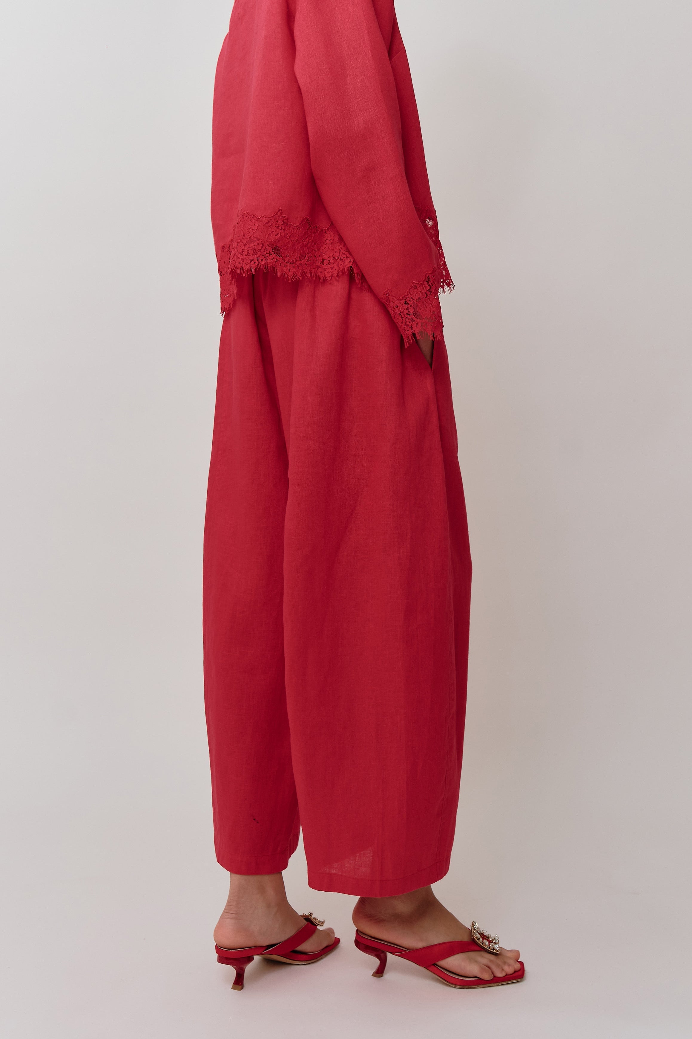Sculptor Linen Pants in Chilli Pepper