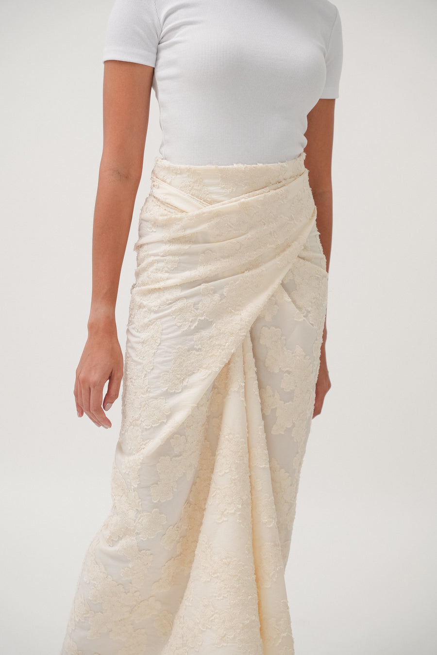 Brocade Knot Skirt in Cream