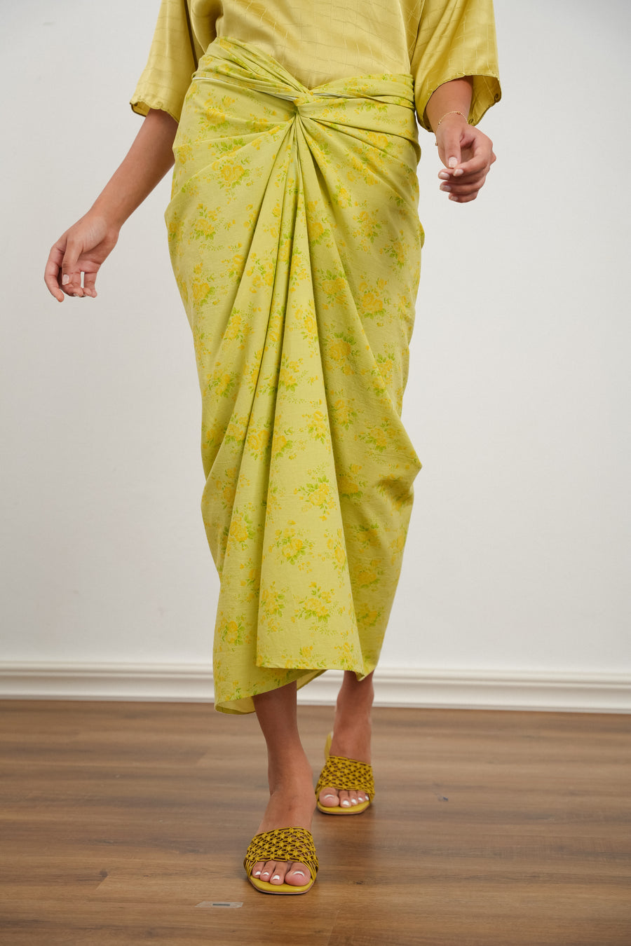 Chiller Knot Skirt in Sunstone