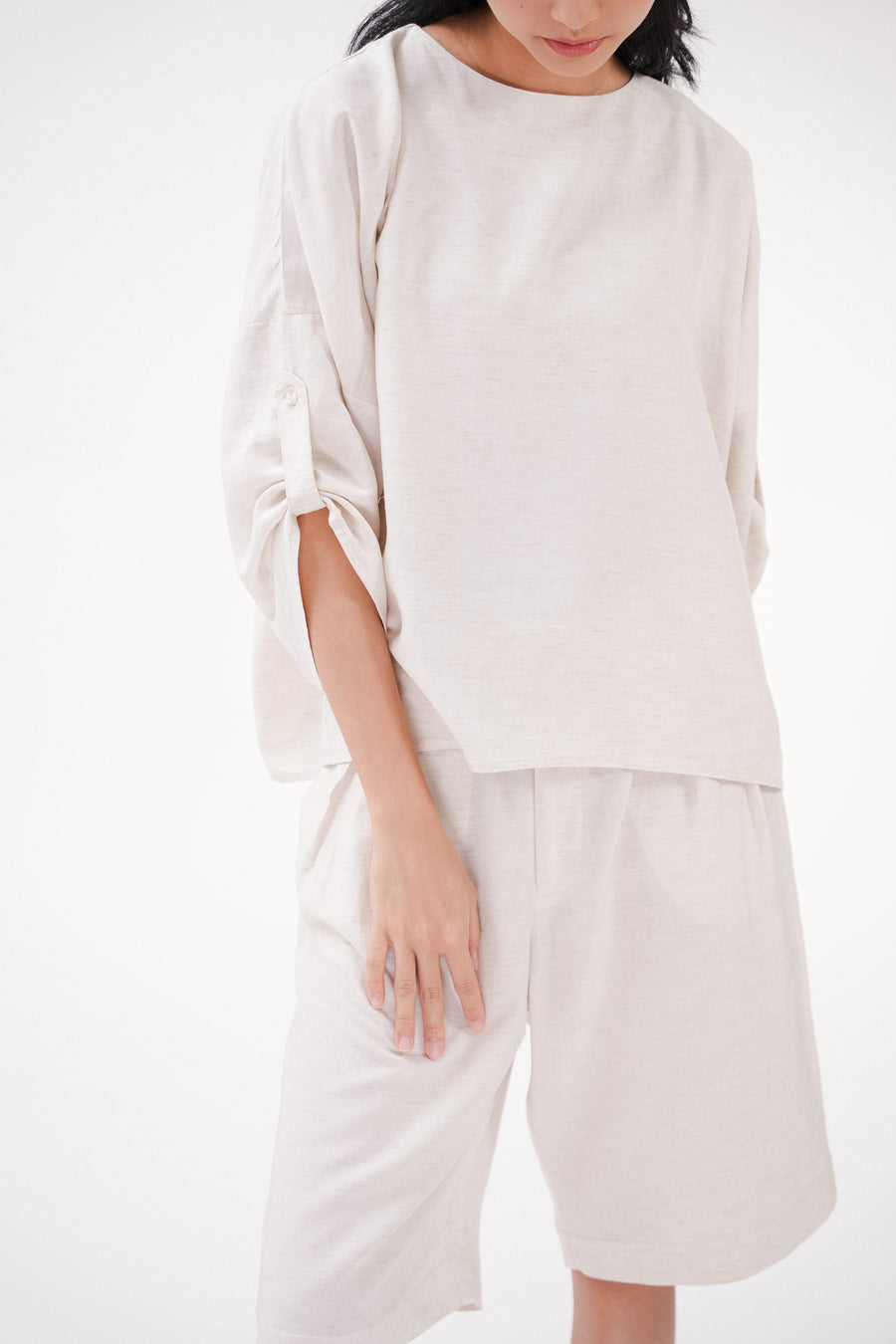 Editor Shorts in Ivory