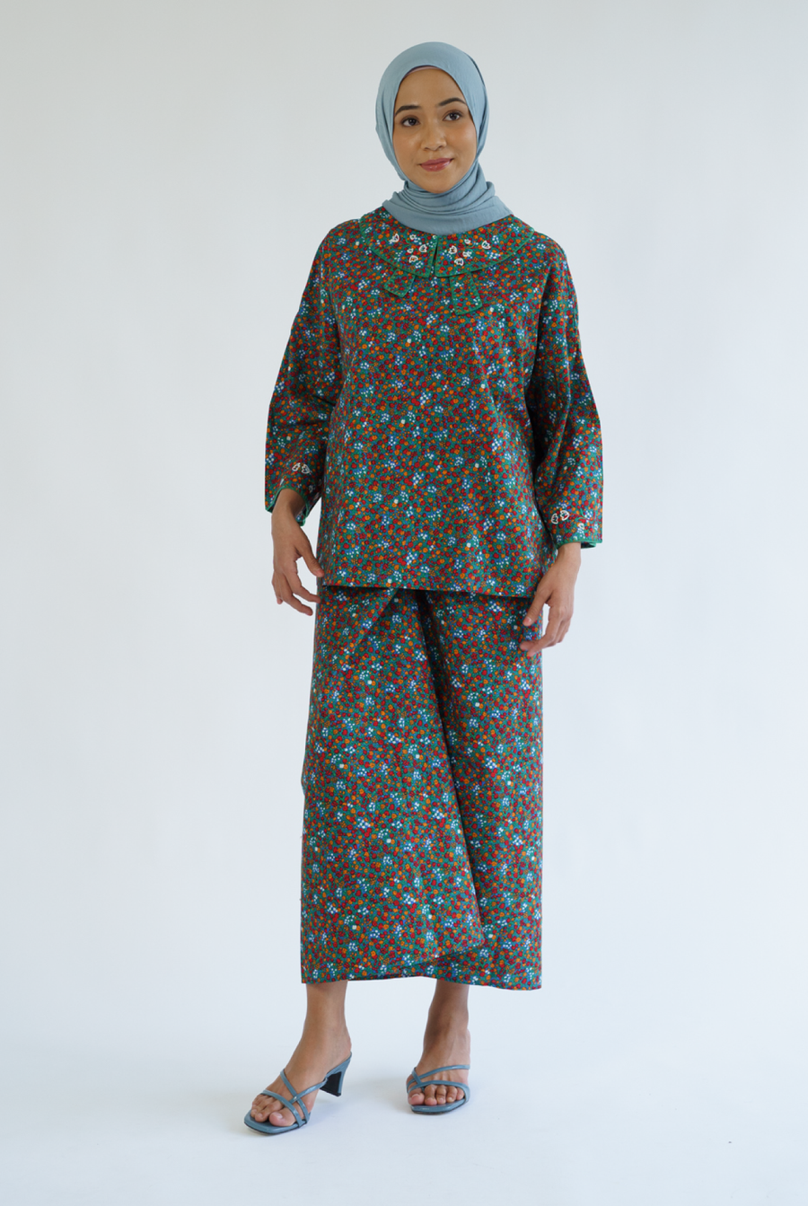 Siti Kedah Set in Blue Floral