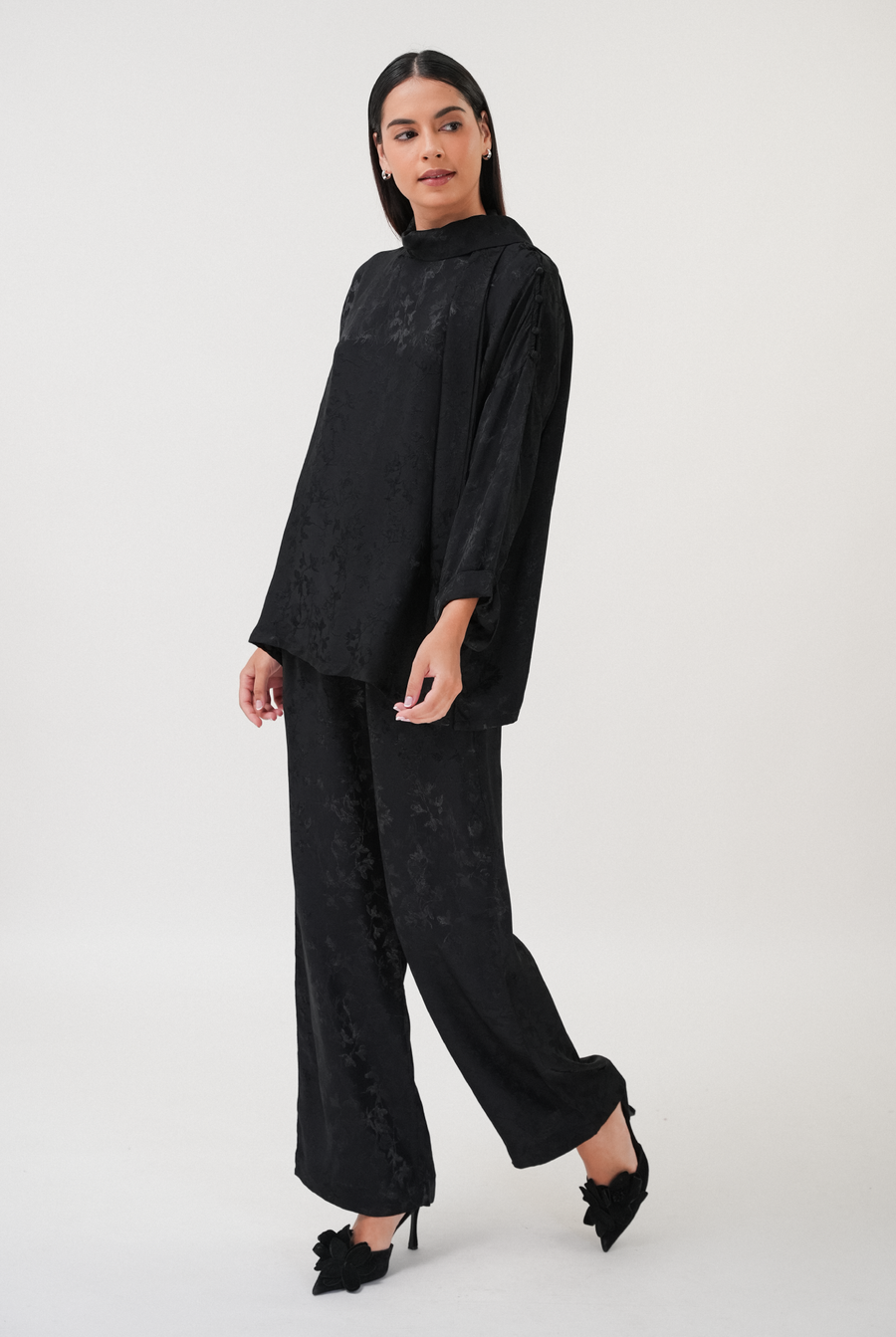 Tai Tai Jacquard Trousers in Black