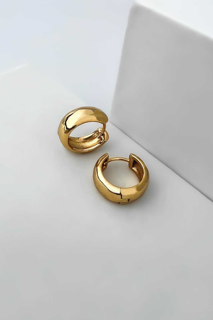Coastal Wave Gold 10mm Huggie Earrings