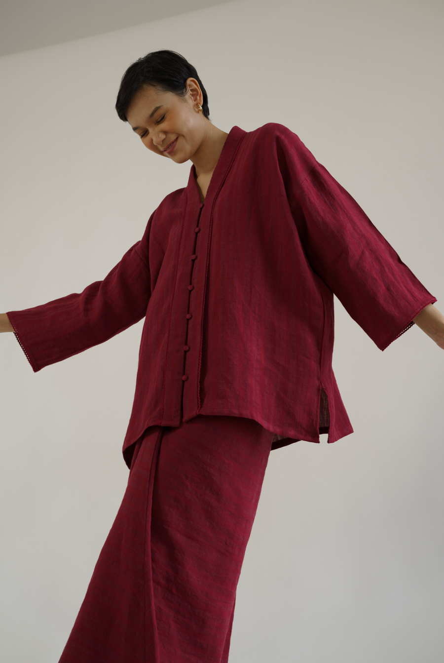 Favourite Linen Kebaya Set in Maroon