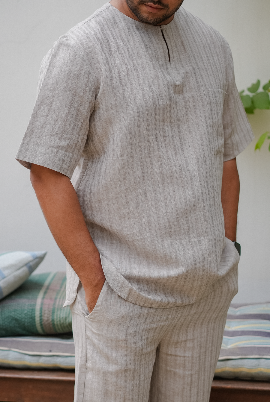 Naim Short Sleeve Set in Light Grey