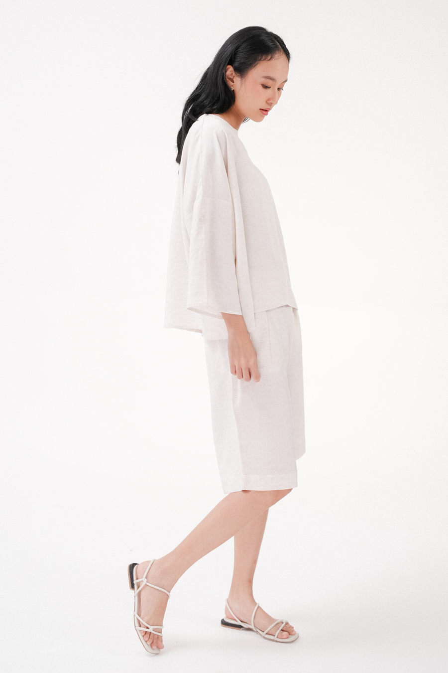 Editor Shorts in Ivory